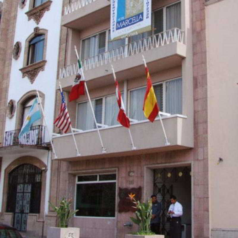 Hotel Marcella Clase Ejecutiva موروليا المظهر الخارجي الصورة