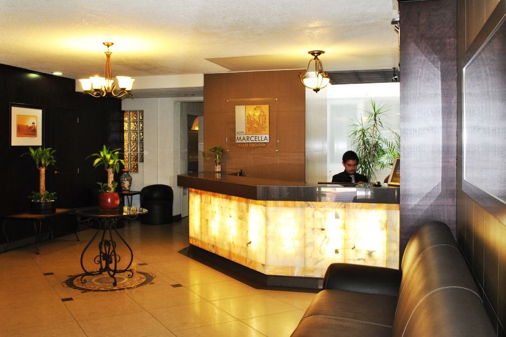 Hotel Marcella Clase Ejecutiva موروليا المظهر الخارجي الصورة