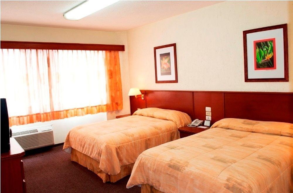 Hotel Marcella Clase Ejecutiva موروليا المظهر الخارجي الصورة