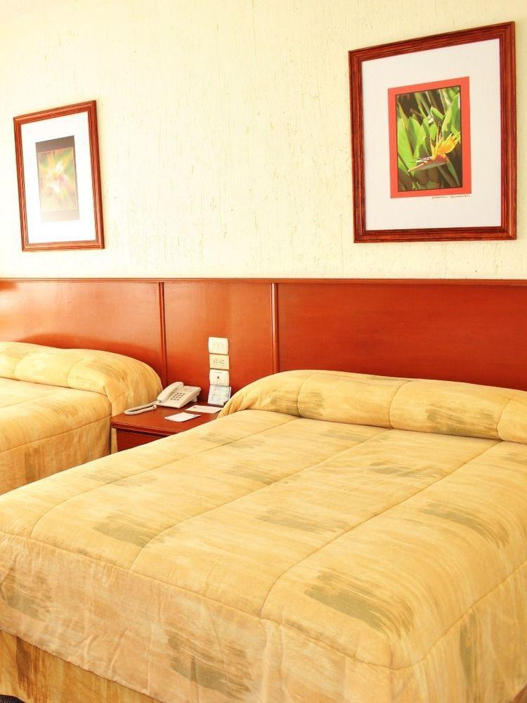 Hotel Marcella Clase Ejecutiva موروليا المظهر الخارجي الصورة